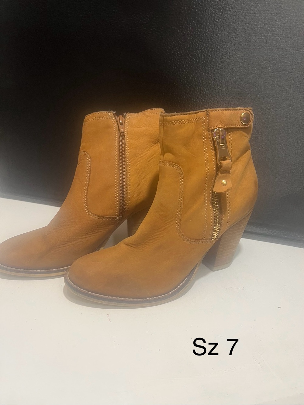 Aldo Olenalla Western Ankle Boots Cognac Leather Zip Detail